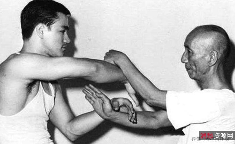 以武论道：李小龙的功夫心法（凝集一代功夫之王毕生武学精要，翻开本书，遇见不一样的李小龙！套装共5册。