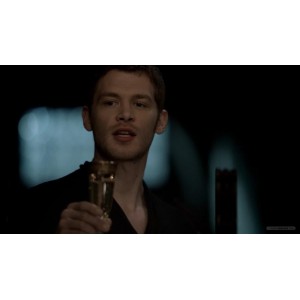 《初代吸血鬼》第五季：50TB容量，全面剧情解析，兰斯·安德森等主演