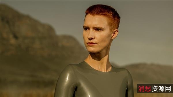 《RaisedbyWolvesSeason2(2022):异星灾变后的机器人父母》