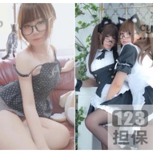 P站知名UP主摇摇乐yoyo47套性感写真32.7G视频大合集，日系巨R妹子COSNikumikyoきょうNagesa魔物喵浴巾篇光光的足润滑液透明女仆自撮り