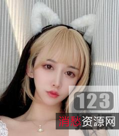 斗鱼网红线线喵新春大礼：火辣表演、精彩服装、性感道具、惊艳颜值，福利满满！