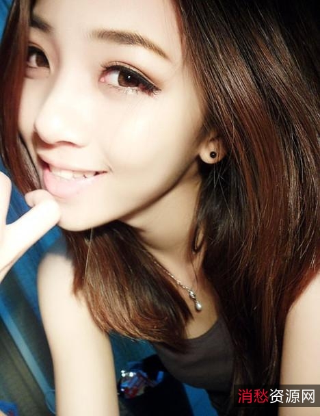 《雯妹不听话的搞笑视频合集：网红、青纯、美少女、绯闻、狗仔队、跟踪、爆料、经典、性感、素颜、校服、短裙、小鲜肉》