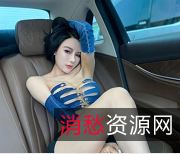 《佳多饱：网红女神的性感漂亮外表和努力拼搏》