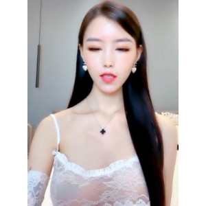 九妖约P精选1.4GB成熟女人：颜值高、身材好、金钱诱惑、如狼似虎