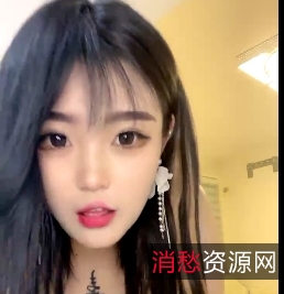 美艳童颜大罩杯粉逼纹身美女