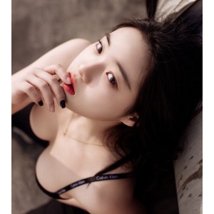 私拍女体艺术：精选身材全方位展示登上天台，大师潜规则搬运百度盘转载。