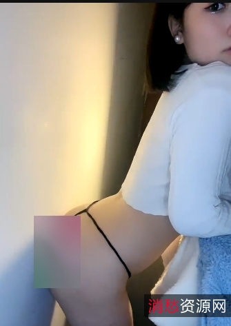 肉感大罩杯胖臀的奇怪玩具