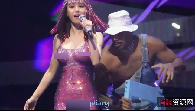 蔡依林演唱会有尺度透视闪现