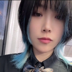 学生妹展示癖210P8.10G百度盘