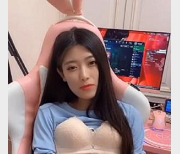 限时抢购抖音网红主播月月大小姐的瓜，英雄联盟33W粉丝1V11M，榜一大哥打赏L视频，紫薇洗白成年人！