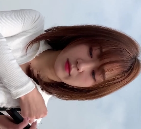 红色紧身短裤翘臀美女视频1V/8.64G/百度云