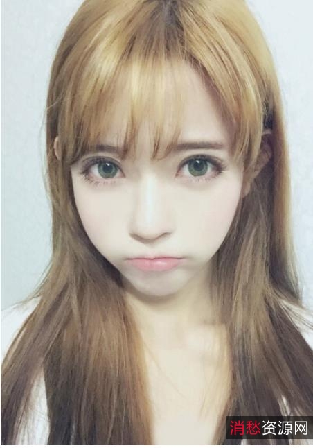 嫩嫩小姐姐：极度粉嫩的不知名萌妹子