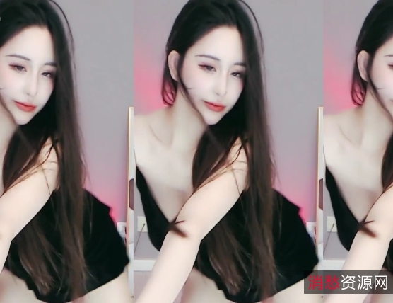 《虎牙女主播苏樱：完美身材与颜值的跳舞女神直播作品》