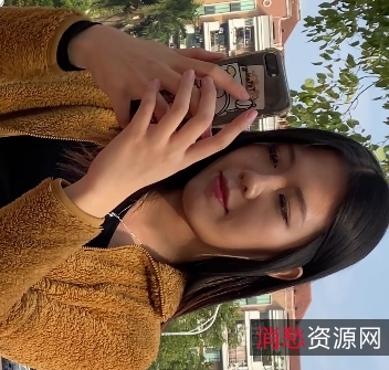 黑丝紧身皮裤高跟长腿美女视频