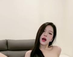 高颜值精选女神自拍视频1小时56分，黑丝大长腿舞蹈撕丝袜超嫩下载观看