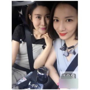 1.妻子双镜视角：极致美女系列2.精选美女之妻子双镜视角3.精选美女作品：妻子双镜视角4.妻子双镜视角：绝美作品集5.妻子双镜视角：极致美貌展示6.精选美女：妻子双镜视角的魅力7.妻子双镜视角：美女之选8.妻子双镜视角：精选美女的视界9.精选美女作品：妻子双镜视角的魅力展示10.妻子双镜视角：美女之美的完美呈现