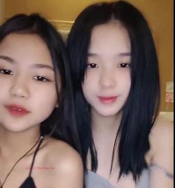 稚鸟女学生自拍视频时长30分钟，帅哥互动