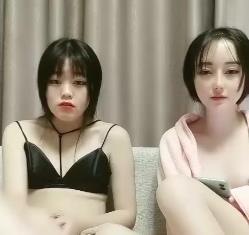 小热巴精选闺蜜互动合集4V-5.5G高清视频，爆火自拍享受