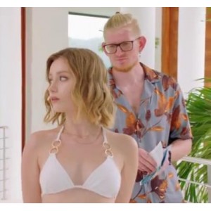 黑白分明：纹身姐姐与唯美模特伊娃高清压缩版