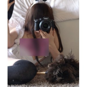 ，她的表演技巧更是让人着迷。如果你对这样的视频感兴趣，不妨下载这个放飞自我合集，享受姬子猫带来的视觉盛宴吧！[自行打包]onlyfans姬子猫hime_stu放飞自我合集[多V+26G][百度盘]。