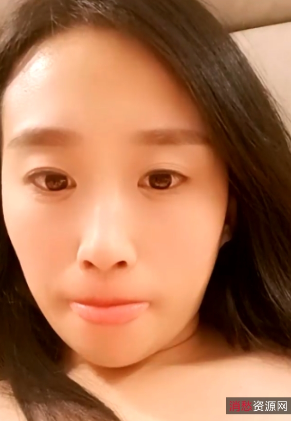 哺乳期宝妈直播挤某处汁10V+3.7G百度盘