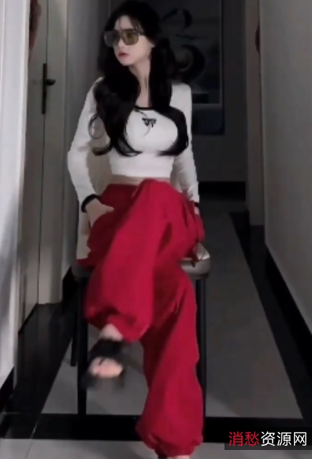 516m百层挑战视频：勇气与毅力的展示