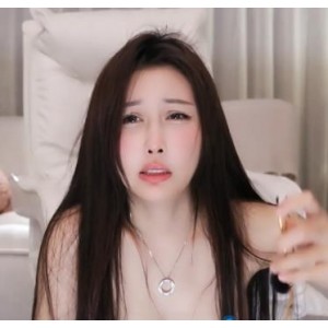 Peeggy-fun：水龙弹花式人体喷泉直播，惊人忍术，价格优惠