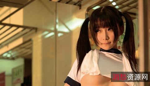 岛国妹子Nikumikyo肉肉资源:青春学生装露脸工事现场精彩收藏