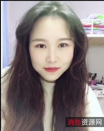 校园高颜C私拍小视频,原相机拍摄,小姐姐自拍,观看快乐