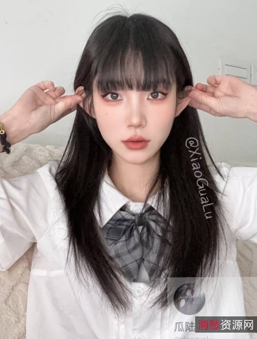 小瓜黑色蝴蝶结视频合集，83个视频陆续更新，观看量达39万次