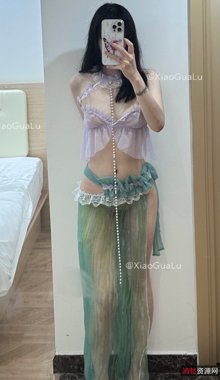 小瓜黑色蝴蝶结视频合集，83个视频陆续更新，观看量达39万次