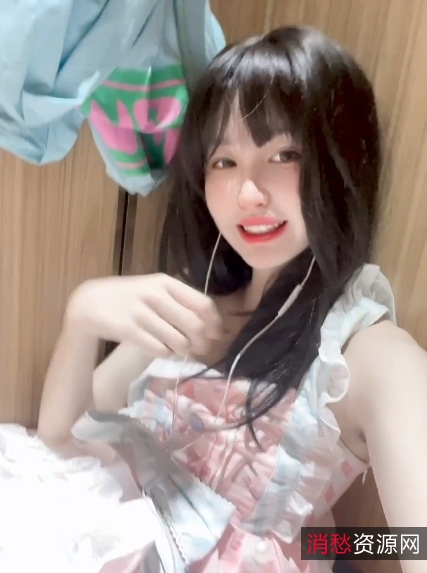 反差婊比心陪玩资源合集,25v9.8G百度盘下载