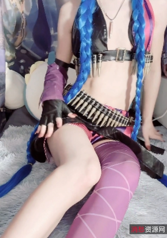 飞机场金克丝cos悄悄话，声音甜美，身材神还原，视频1v+3.6G，入后门小道就娆甜妹不断