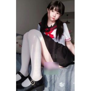 妹子神秘新小合集：2三人游8V，2三人游视频，323MB，百度盘存放