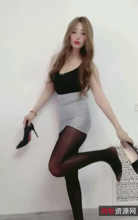 刘大美人定制福利小合集,18V815MB视频百度盘