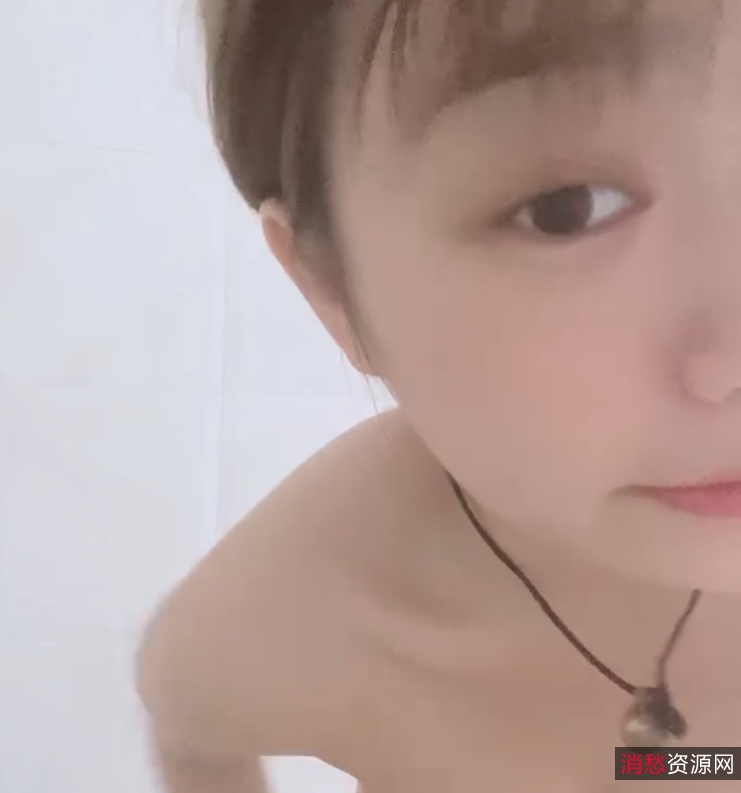 冉冉定制福利视频,可爱妹子与机器人互动,视频大小151.64MB,12v下载链接