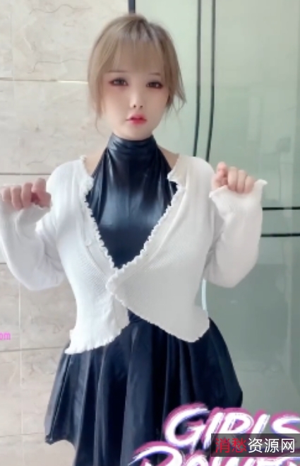 神秘摇乳大师快手穿云音,124v4.26G视频震撼上贤妗