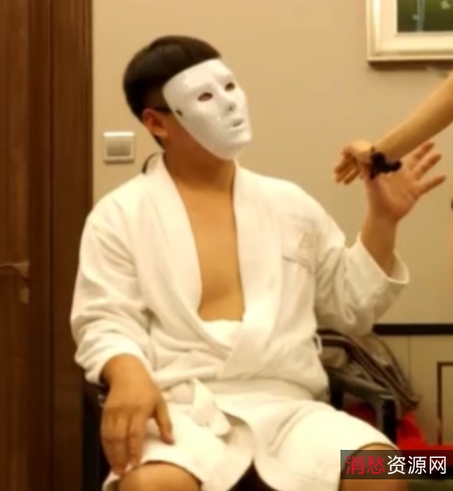 尤物女神@cddaxiaojie《双龙戏凤篇》高清视频1V,411MB,百度盘下载