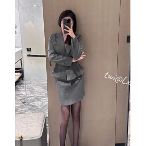 女神级小狗elsa林绾绾：视频收藏量高达452，备受瞩目