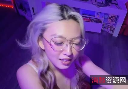 眼镜美女亚籍L莉:J-无保护输出,不明液体四溢,1V-1.38G大片震撼上贤妗