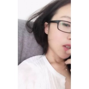 杭州骚气眼镜主播夜夜：波多野结衣8.3G视频收藏量高达23V