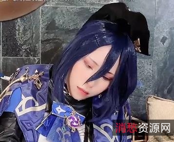 Tokar自拍COS博主，棒棒糖福利姬，修下水道死鱼脸，3V-2.8G视频