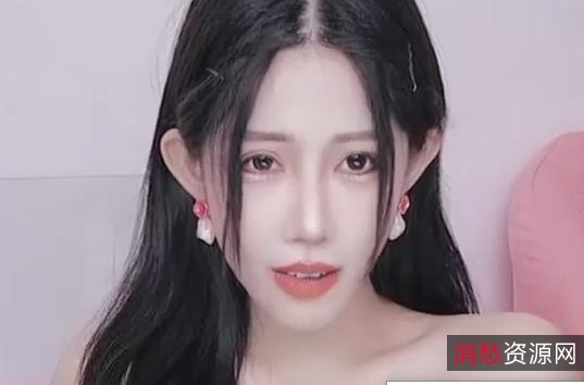 土豪情人节福利姬爆火全网，作品4V-2.8G漂亮道具秀，喷泉刷礼物狂魅力