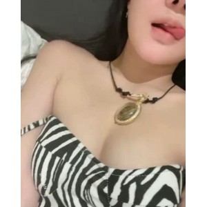 神秘情侣yooheejade视频合集：26v52.7g，百度ED2K下载，超yinnu神Couplelove收藏新增