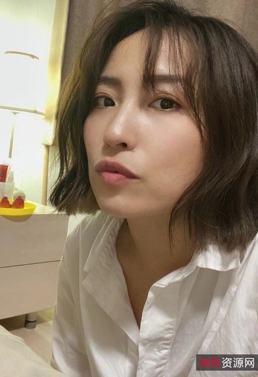 差婊教师少妇的魅力感到好奇，不妨收藏这部《350M》视频，体验一场独特的视听盛宴！