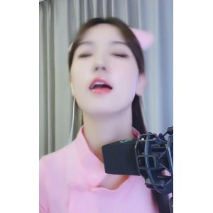 花椒当家花旦宁依纯自购性感护士装热舞视频49分钟，共13个片段，声音震撼