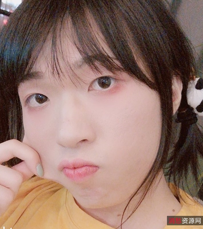 推特20万粉丝眼镜TS,俞喵喵私拍照片曝光,百度收藏量飙升!