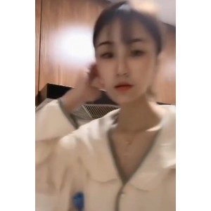 《疯狂抖音》外篇《抖音擦边11》：颜值美女城哥的直播间互动秀420V3.70G