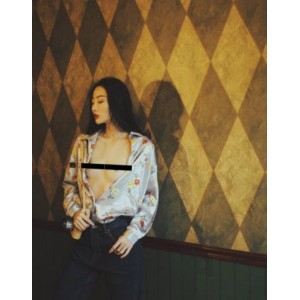 《斗鱼超级人气高冷学生妹逗本逗鸭私拍合集，高挑身材展现性感艺术》