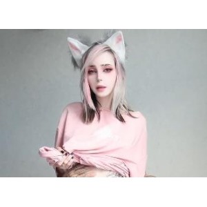 P站神秘洋娃娃pinkloving全合集，21V4.6G超美身材娇小，剧情露脸唯美用嘴